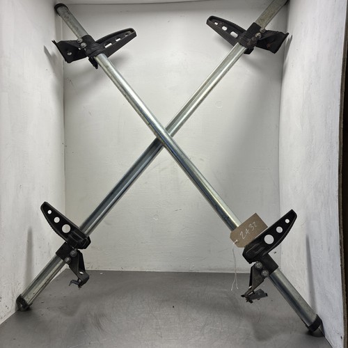 Rhino roof bars - roof,