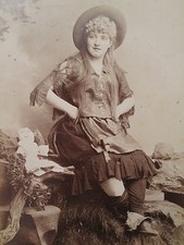 ANTIQUE VICTORIAN VAUDEVILLE 