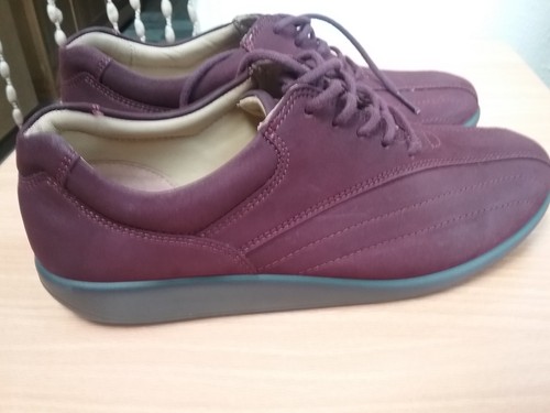 Hotter tone maroon nubuck - maroon,