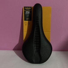 *HALFORDS : URBAN MTB