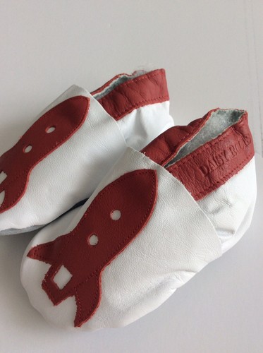 Leather red and white - red, daisy