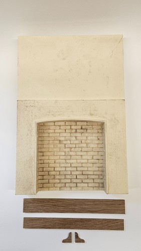 Dolls house kit form - 1/12,