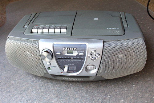 Cfd sony radio cassette - cd,