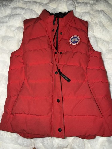 Canada goose red woman - goose,