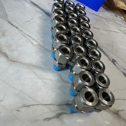 Lot swagelok 810 1 - 27, ss-810-1-4
