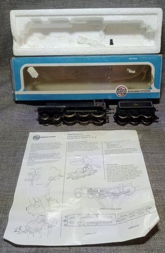 Vintage boxed airfix royal - boxed,