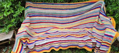 Pretty vintage hand cochet - pretty,