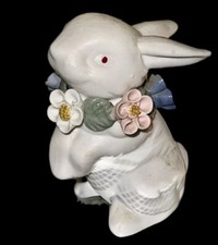 Retro Bisque White Easter