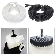   Elizabethan Collar Ruff