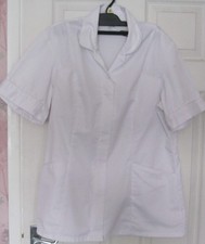 Women’s white lab coat/
