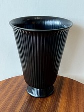 Vintage 1930’s Wedgewood Ravenstone Etruria Ribbed Vase, Norman Wilson, GC