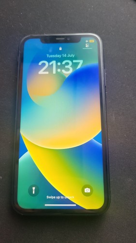 Apple iphone 64gb black - 11,