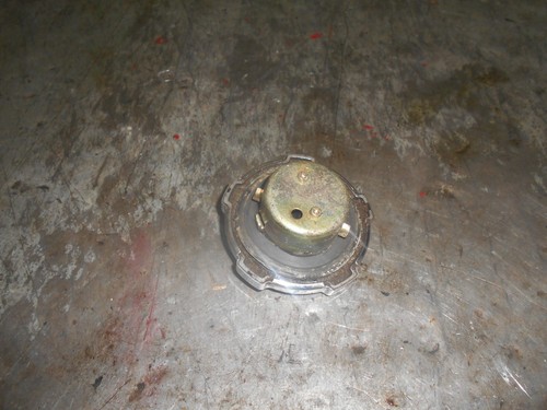 Honda 250 fuel cap - ,