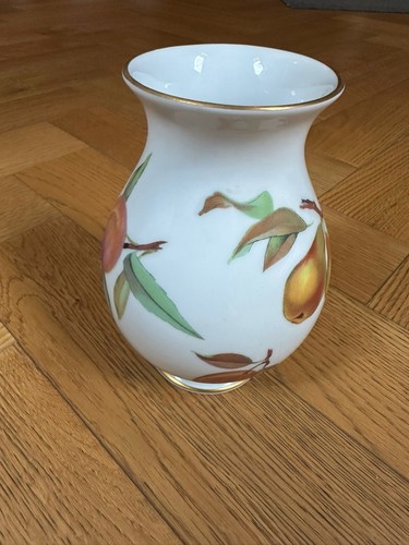 Royal worcester evesham gold - worcester,