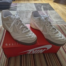 Authentic Nike Gato