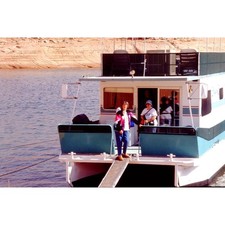 Lake Powell Houseboat Scene
