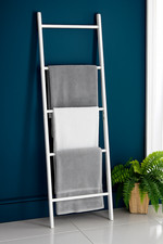 Tall Wooden Blanket Towel