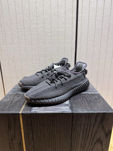 Size adidas yeezy boost - 10.5-,