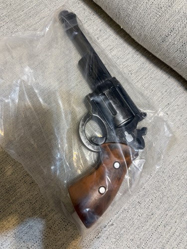 Western revolver pistol - revolver,