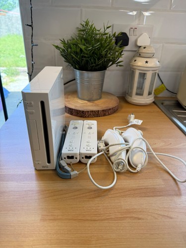 Nintendo wii white - white, console