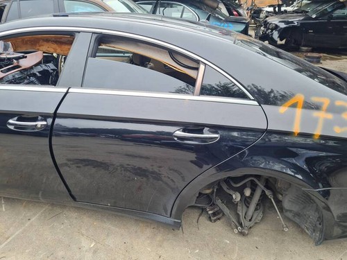 Rear door mercedes benz - door, mercedes-benz