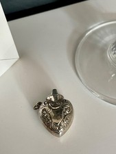 Mini Silver Metal Heart Shaped Scent Perfume Bottle Dispenser