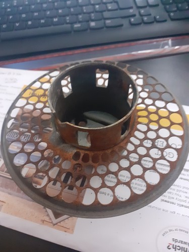 Starter pulley cup and screen - pulley,