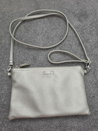 Mia tui cleo clutch and - clutch,