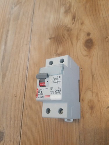 Legrand 08912 tenby 80a - 80a, rcd