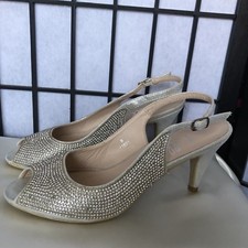 Lilley Women’s Size 8 Shoes