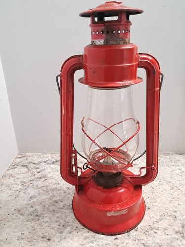 Vintage DIETZ No. 70 Red