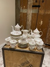 29 Pcs Paragon Victoriana Rose