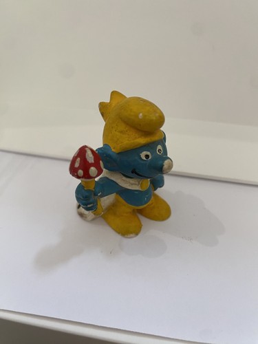 King smurf vintage with - king,
