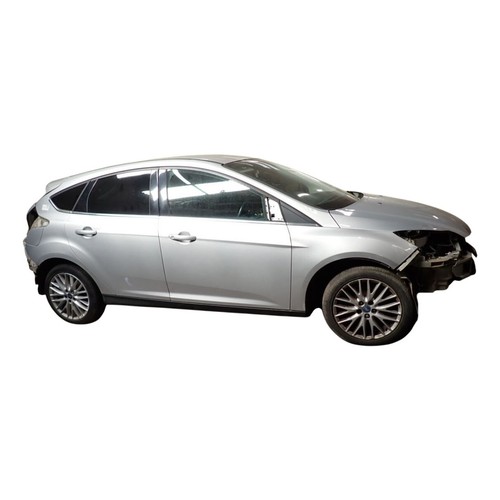 Ford focus fuel - ford, flap