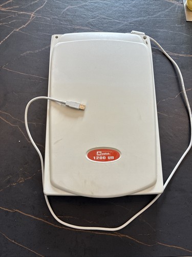 Vintage mustek 1200 - ub, usb