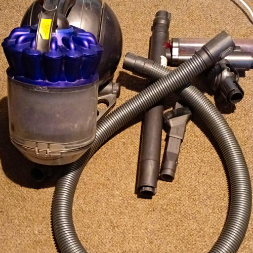 Dyson dc28c bagless - dc28c, cylinder