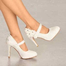 LADIES IVORY LACE HIGH HEEL