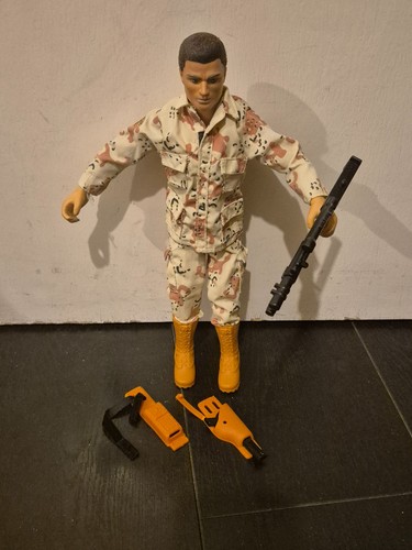 Action man desert soldier - action,