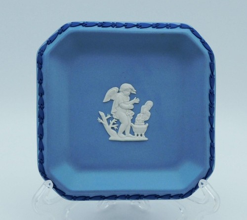 Wedgwood tri colour pale - wedgwood,