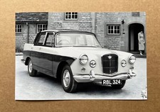 Wolseley 6/99 Press Photograph