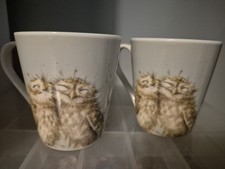 Pair set of 2 small mugs