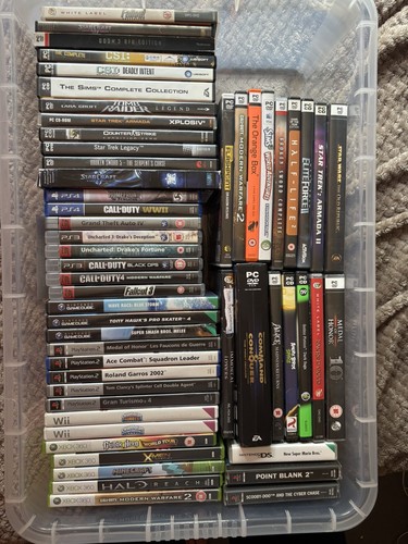 Mixed video game bundle ps4 - video,