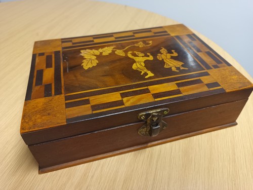 1920s wooden sewing - box, in