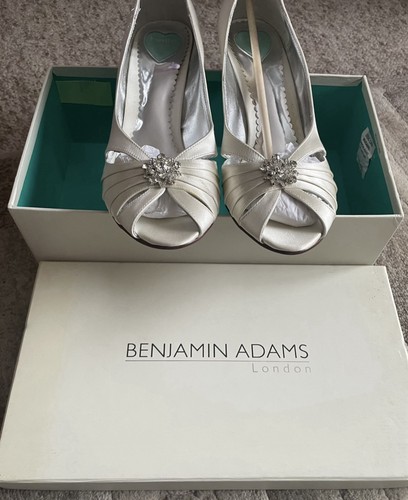 Benjamin adams bnib - benjamin, show