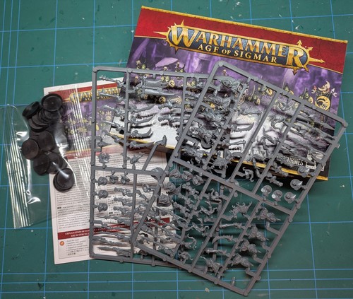 Warhammer moonclan stabbas - moonclan,