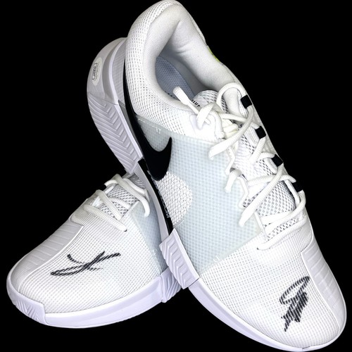 Jannik sinner signed nike zoom - signed,