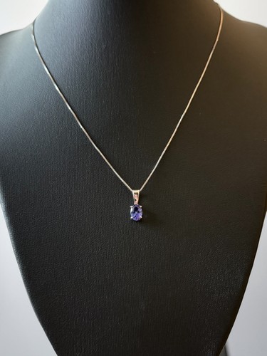 9ct white gold tanzanite - 9ct,