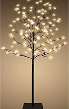 6ft 352LED Solar Powered