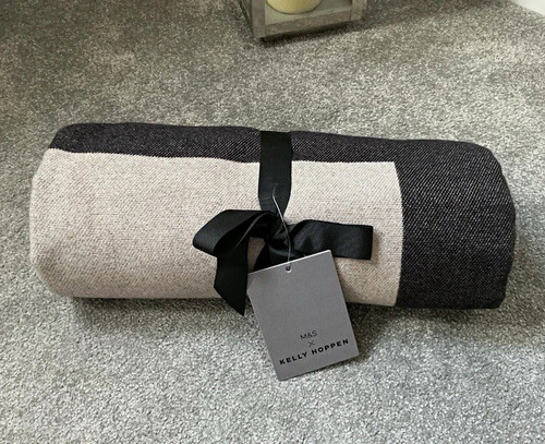Kelly hoppen taupe - kelly,
