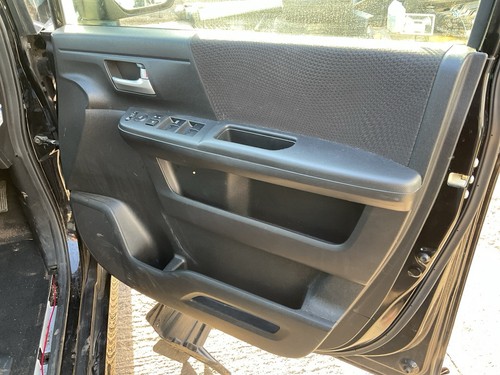 Honda stepwagon right driver - right,